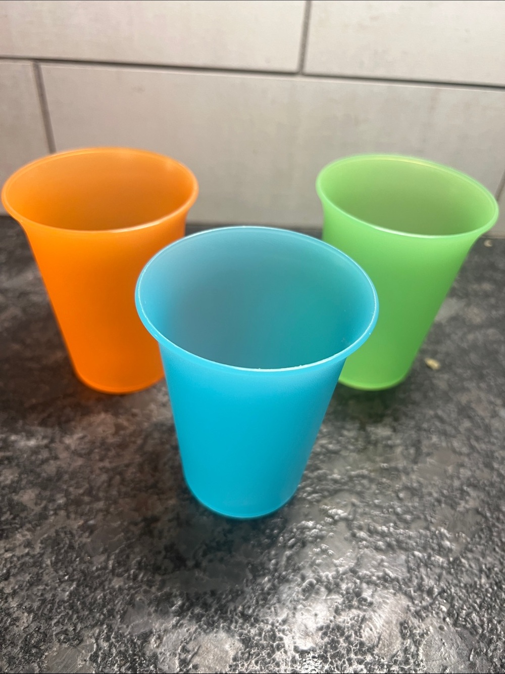 Tupperware Set of 3 Colorful Plastic Bell Tumblers Blue, Orange, Green like new